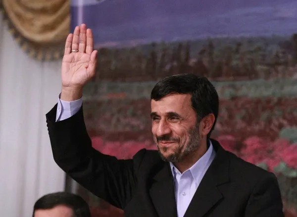 Ahmedinejad Yaşıyor mu? İran'dan Dikkat Çeken Açıklama